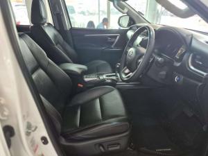 Toyota Fortuner 2.8GD-6 Raised Body automatic - Image 9