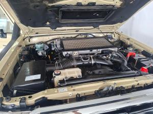 Toyota Land Cruiser 79 4.5D-4D LX V8 single cab - Image 11