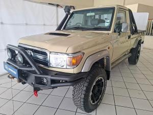 Toyota Land Cruiser 79 4.5D-4D LX V8 single cab - Image 3