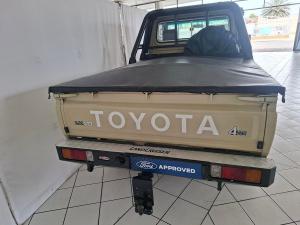 Toyota Land Cruiser 79 4.5D-4D LX V8 single cab - Image 7