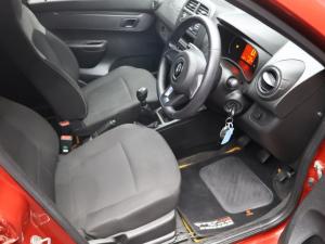Renault Kwid 1.0 Techno manual - Image 9