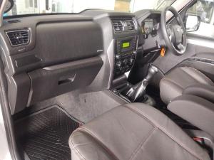 Mahindra Pik Up 2.2CRDe double cab 4x4 S6 manual - Image 8