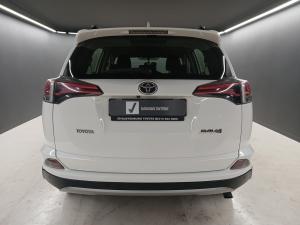 Toyota RAV4 2.0 GX - Image 5