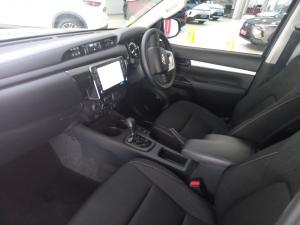 Toyota Hilux 2.4GD-6 double cab Raider auto - Image 7