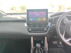 Toyota Corolla Cross 1.8 XS - Image 15