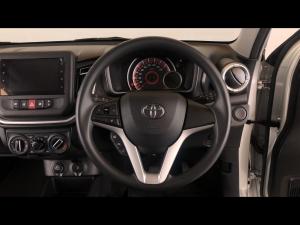 Toyota Vitz 1.0 XR auto - Image 8