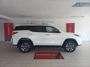 Toyota Fortuner 2.4GD-6 auto - Image 3