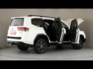 Toyota Land Cruiser 300 3.3D GR-Sport - Image 31