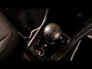 Toyota Urban Cruiser 1.5 Xi - Image 15