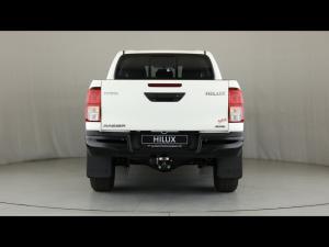 Toyota Hilux 2.4GD-6 double cab 4x4 Raider manual - Image 5