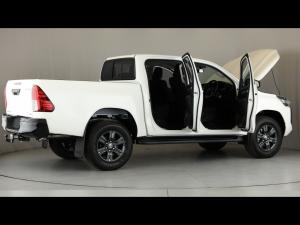 Toyota Hilux 2.4GD-6 double cab 4x4 Raider manual - Image 27