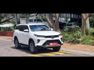 Toyota Fortuner 2.8GD-6 4x4 VX - Image 1