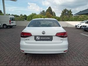 Volkswagen Jetta 1.2TSI Trendline - Image 5