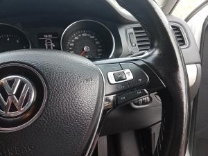 Volkswagen Jetta 1.2TSI Trendline - Image 10