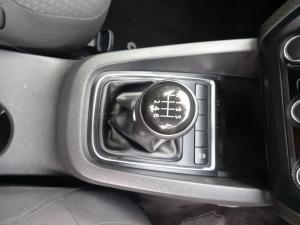 Volkswagen Jetta 1.2TSI Trendline - Image 13