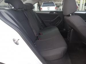 Volkswagen Jetta 1.2TSI Trendline - Image 17