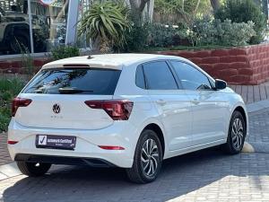 Volkswagen Polo hatch 1.0TSI Life auto - Image 2