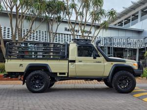 Toyota Land Cruiser 79 4.0 V6 single cab - Image 3