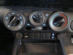 Toyota Hilux 2.8GD-6 Xtra cab Legend auto - Image 14