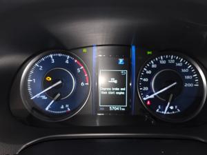 Toyota Fortuner 2.8 GD-6 4X4 VX automatic - Image 9