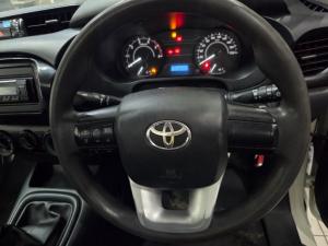 Toyota Hilux 2.4 GD-6 SR 4X4S/C - Image 8