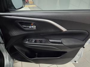 Suzuki Swift 1.2 GL - Image 13