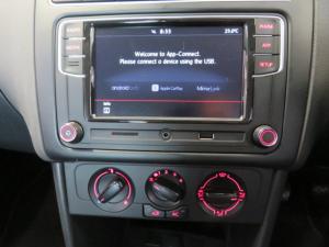 Volkswagen Polo Vivo 1.4 Comfortline - Image 16