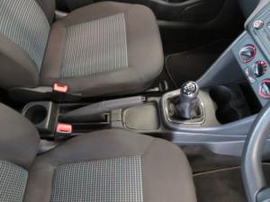 Volkswagen Polo Vivo 1.4 Comfortline - Image 17