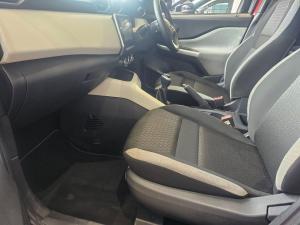 Nissan Magnite 1.0T Acenta - Image 6