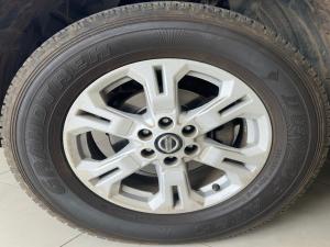 Nissan Navara 2.5DDTI SE Plus D/C - Image 15