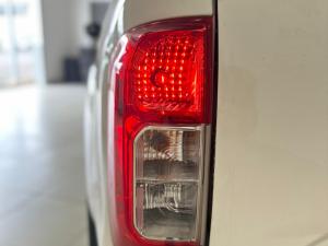 Nissan Navara 2.5DDTI SE Plus D/C - Image 6