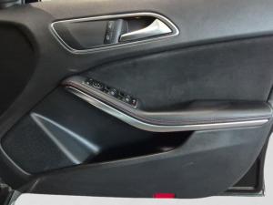 Mercedes-Benz GLA GLA200 auto - Image 18