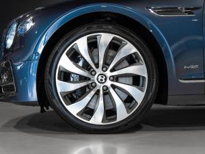 Bentley Flying Spur W12 Mulliner - Image 17