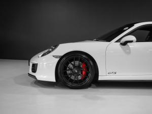 Porsche 911 Carrera GTS coupe - Image 14