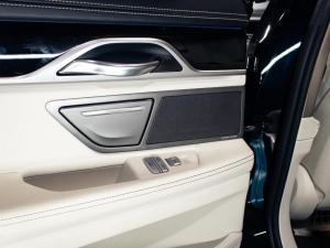 BMW 7 Series 750i Individual - Image 27