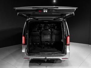 Mercedes-Benz V-Class V250d Avantgarde - Image 22