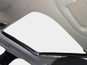 Mercedes-Benz C-Class C200 Avantgarde - Image 9