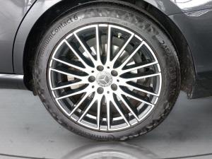 Mercedes-Benz C-Class C200 Avantgarde - Image 16