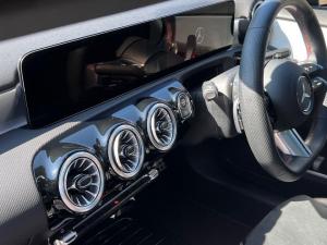 Mercedes-Benz A-Class A200 hatch Progressive - Image 13