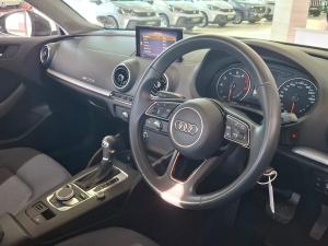 Audi A3 Sportback 30TFSI S line - Image 17