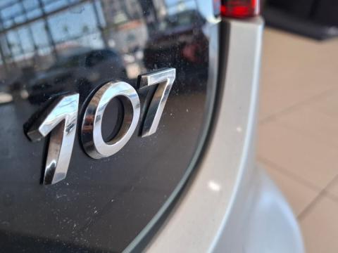 Image Peugeot 107 1.0 Trendy