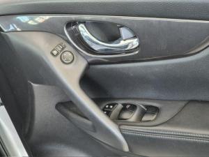 Nissan X-Trail 2.5 4x4 Acenta Tech - Image 19