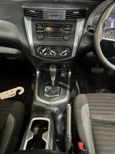 Nissan Navara 2.5DDTi double cab SE Plus auto - Image 11
