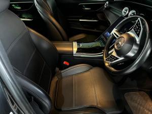 Mercedes-Benz C-Class C200 Avantgarde - Image 9