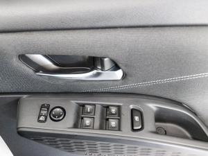 Nissan Magnite 1.0 Visia auto - Image 11