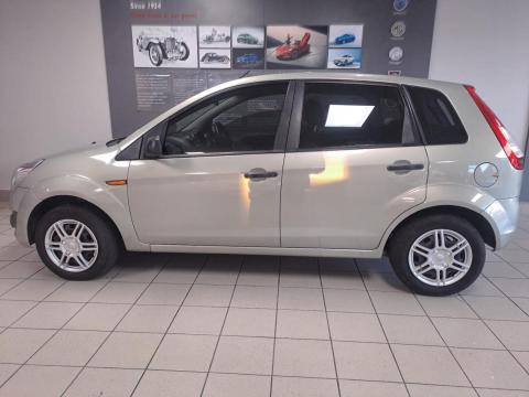 Image Ford Figo 1.4 Ambiente