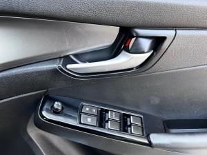 Mazda BT-50 1.9TD double cab Active manual - Image 9