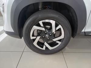 Nissan Magnite 1.0 Turbo Acenta Plus auto - Image 9