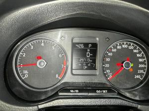 Volkswagen Polo Vivo hatch 1.6 Comfortline auto - Image 17