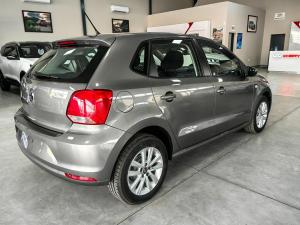 Volkswagen Polo Vivo hatch 1.6 Comfortline auto - Image 4